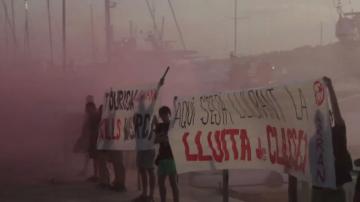 Arran ataca a un restaurante en Palma continuando con sus protestas 