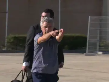 Presos célebres que hacen amigos en la cárcel Presos célebres que hacen amigos en la cárcel