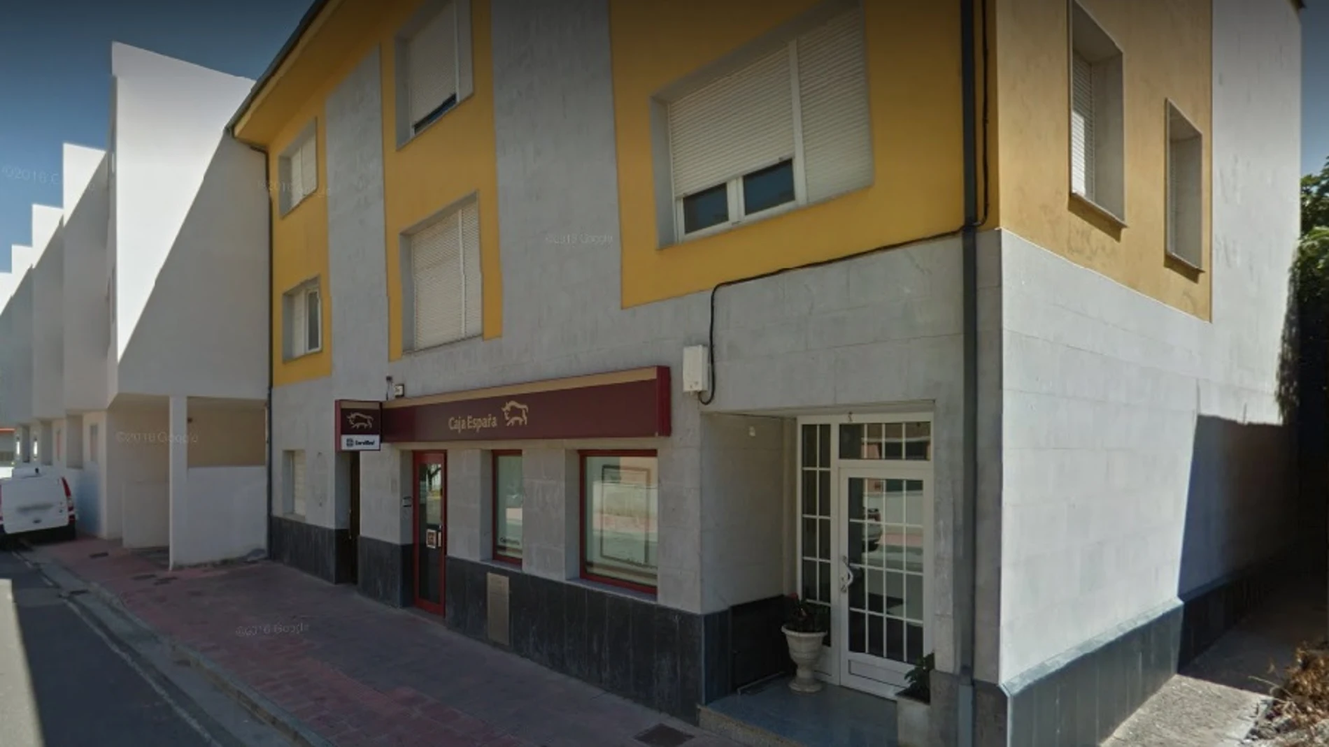 Sucursal de Carracedelo donde ocurrió el atraco Sucursal de Carracedelo donde ocurrió el atraco