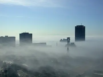 Contaminación en las ciudades, imagen de archivo Contaminación en las ciudades, imagen de archivo