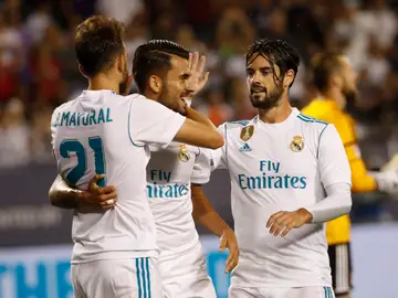 Mayoral, Ceballos e Isco celebran el gol Mayoral, Ceballos e Isco celebran el gol