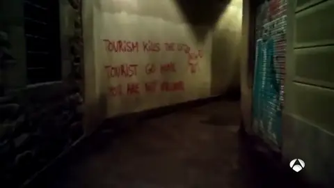 TURISMOFOBIA TURISMOFOBIA