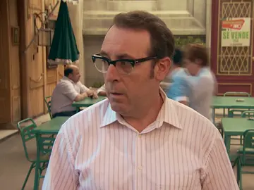 ¿Qué planea Benito con el collar de perlas de Benigna? ¿Qué planea Benito con el collar de perlas de Benigna?