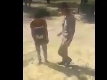 Detenidos tres soldados turcos por maltratar a refugiados sirios Detenidos tres soldados turcos por maltratar a refugiados sirios