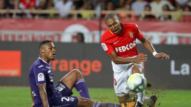 Mbappé se lesiona en la victoria del Mónaco ante el Toulouse
