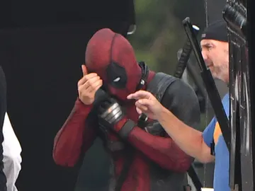 Ryan Reynolds en el rodaje de 'Deadpool 2' Ryan Reynolds en el rodaje de 'Deadpool 2'