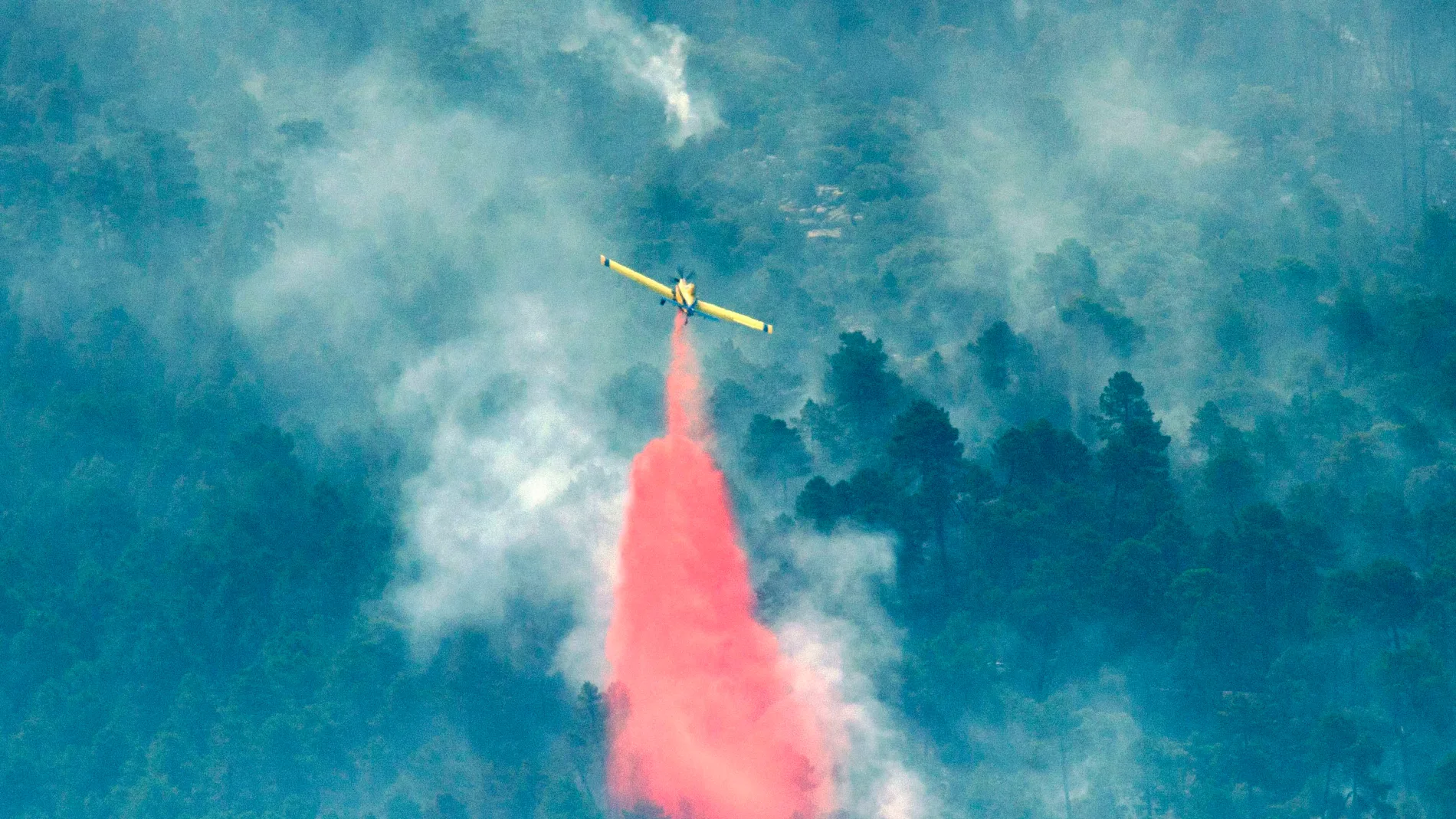 Evoluciona favorablemente la extinción del incendio de Segura de la Sierra Evoluciona favorablemente la extinción del incendio de Segura de la Sierra