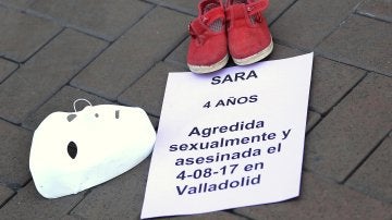 Concentración celebrada en Valladolid por la niña Sara de 4 años