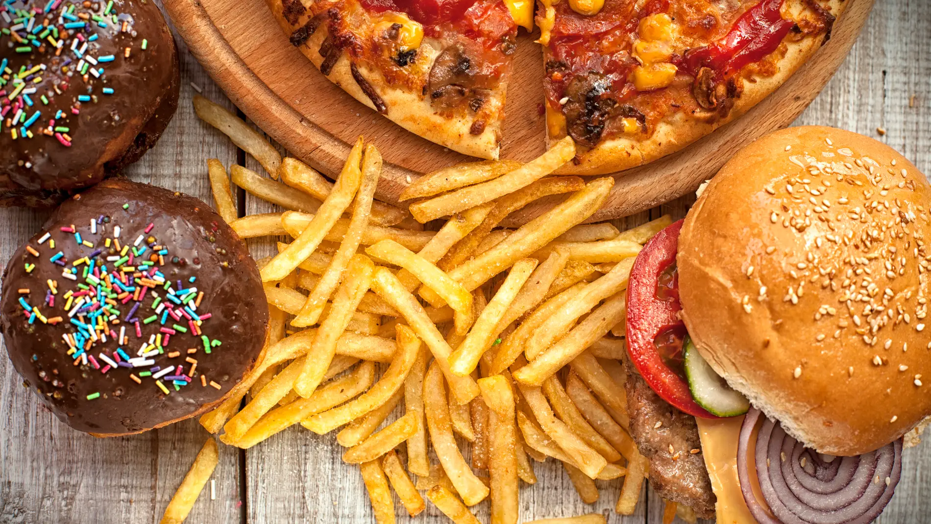 Colesterol malo: ¿sabes qué alimentos hacen que suba sin control?