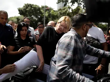 La Asamblea Constituyente venezolana aprueba la destitución de la fiscal general, crítica con el régimen de Maduro La Asamblea Constituyente venezolana aprueba la destitución de la fiscal general, crítica con el régimen de Maduro