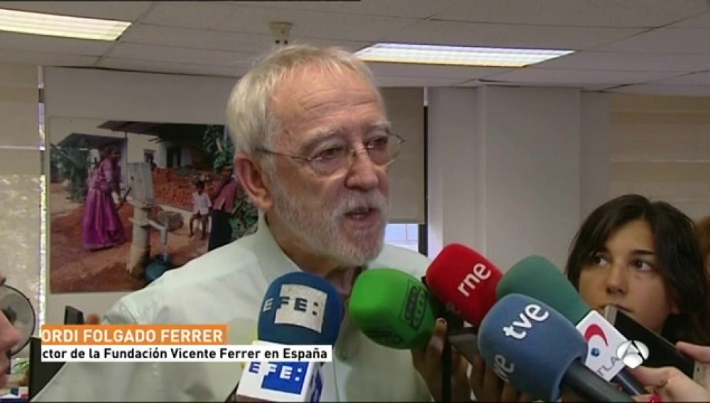 El director de la Fundación Vicente Ferrer, roto de dolor por la muerte de los cuatro cooperantes