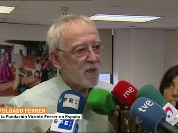 El director de la Fundación Vicente Ferrer, roto de dolor por la muerte de los cuatro cooperantes El director de la Fundación Vicente Ferrer, roto de dolor por la muerte de los cuatro cooperantes