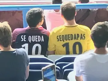 'Se queda', aficionados del PSG 'Se queda', aficionados del PSG