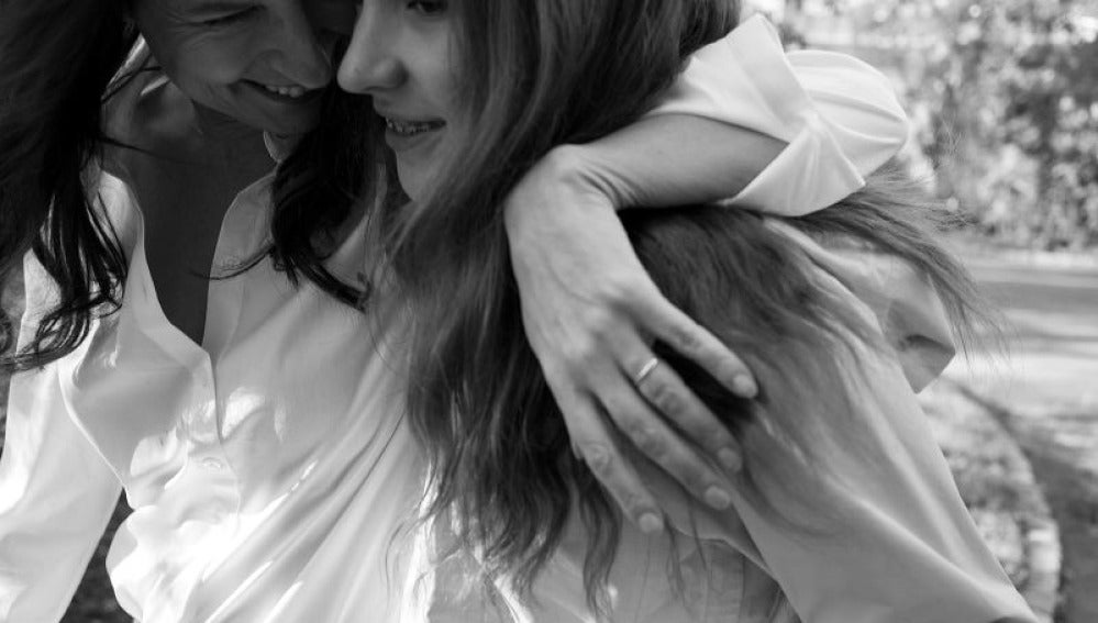 Pia de Jong y su hija Charlotte