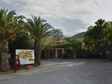 Imagen del hotel de Tarifa donde se ha producido la explosión Imagen del hotel de Tarifa donde se ha producido la explosión