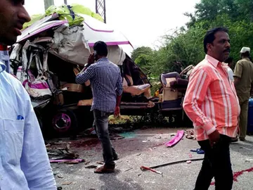 Autobús accidentado en la India en el que viajaban los españoles Autobús accidentado en la India en el que viajaban los españoles