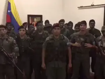 Militares de la ciudad venezolana de Valencia se declaran en "legítima rebeldía" contra Maduro Militares de la ciudad venezolana de Valencia se declaran en "legítima rebeldía" contra Maduro