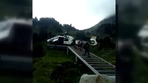 Evacuación en Benasque por una tromba de agua Evacuación en Benasque por una tromba de agua