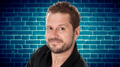 El Monaguillo sorprende con un radical cambio de look