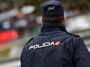 Agente de la Policía Nacional Agente de la Policía Nacional