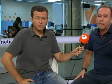 Manu Sánchez y Juan Antonio Paredero debaten sobre la victoria del Real Madrid en el Camp Nou Manu Sánchez y Juan Antonio Paredero debaten sobre la victoria del Real Madrid en el Camp Nou