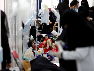 Niños infectados de cólera en un hospital en Yemen Niños infectados de cólera en un hospital en Yemen