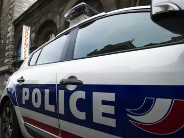 Coche de de la policía francesa Coche de de la policía francesa