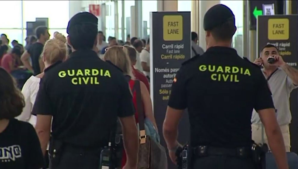 La Policía asume que la Guardia Civil intervenga en El Prat, pero pide que no se "vulneren los derechos de los trabajadores"