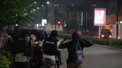 Al menos 18 muertos y decenas de heridos en un tiroteo en Burkina Faso catalogado como 'ataque terrorista'
