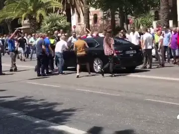 La huelga de taxistas de Málaga se salda con 15 Cabify dañados y al menos tres heridos La huelga de taxistas de Málaga se salda con 15 Cabify dañados y al menos tres heridos