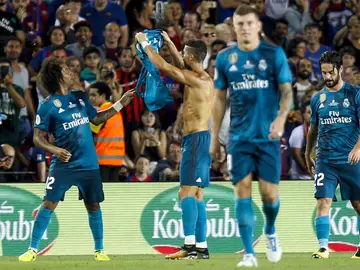 Cristiano celebrando su gol Cristiano celebrando su gol