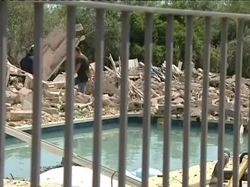 Un muerto y siete heridos al derrumbarse una casa por una explosión de gas en Tarragona Un muerto y siete heridos al derrumbarse una casa por una explosión de gas en Tarragona