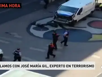 Los terroristas de Las Ramblas tendrían una segunda furgoneta con la que intentarían huir Los terroristas de Las Ramblas tendrían una segunda furgoneta con la que intentarían huir