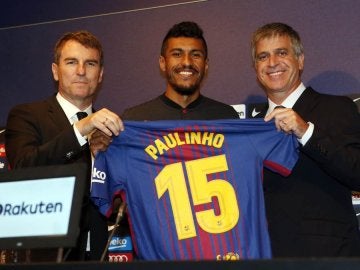 Paulinho, junto a Robert Fernández y Jordi Mestre