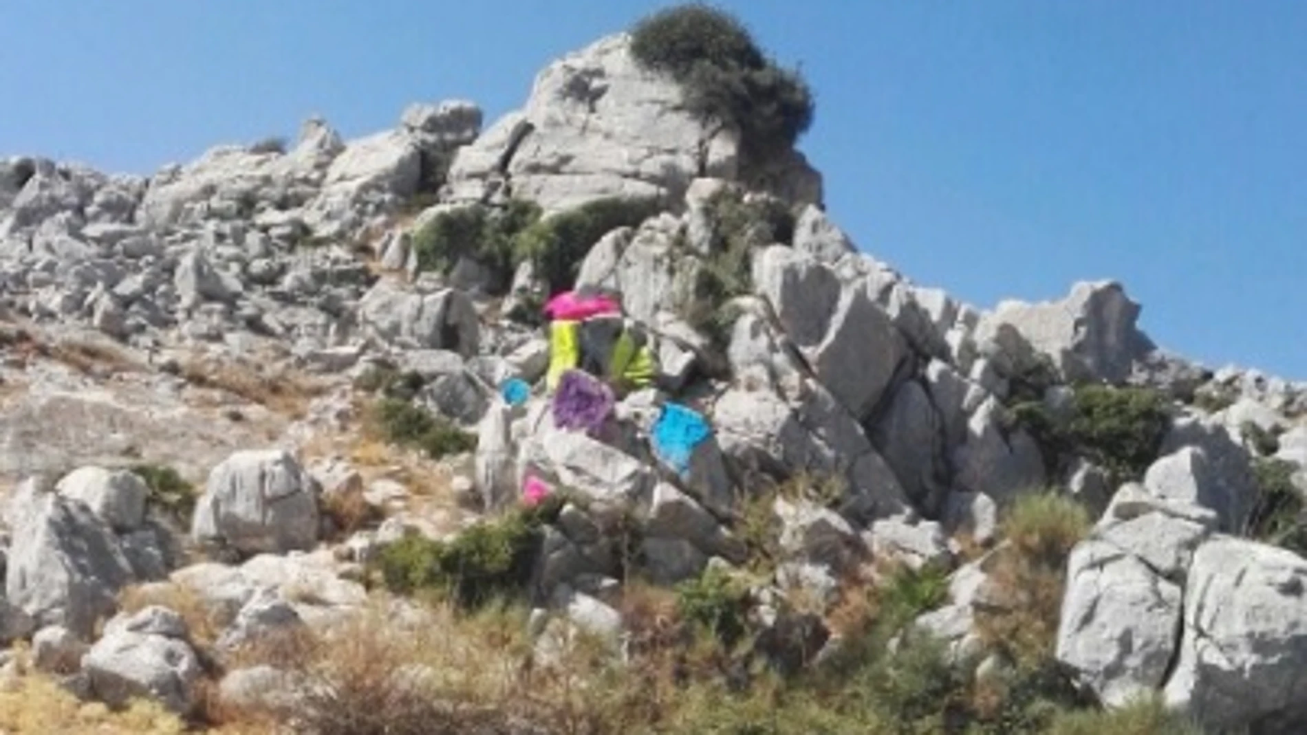 El Torcal de Antequera, profanado El Torcal de Antequera, profanado