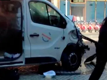 Furgoneta del atropello en Las Ramblas Furgoneta del atropello en Las Ramblas