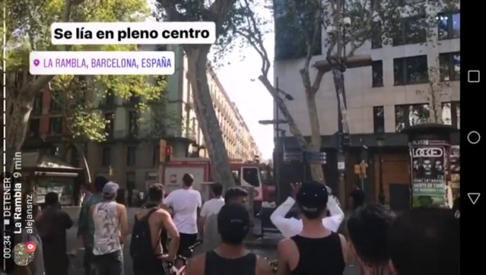 Varios heridos en un atropello con una furgoneta en Las Ramblas en Barcelona
