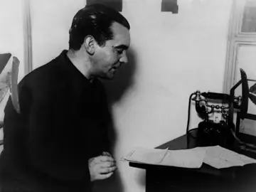 El poeta español Federico García Lorca El poeta español Federico García Lorca