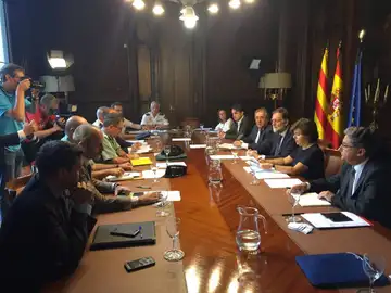 Gabinete de crisis para analizar el impacto de los atentados de Cataluña Gabinete de crisis para analizar el impacto de los atentados de Cataluña