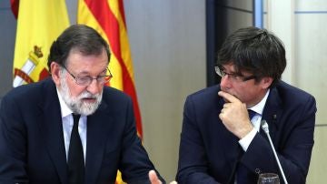 Rajoy y Puigdemont en una imagen de archivo