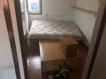 Imagen de la vivienda del imán de Ripoll registrada por los Mossos Imagen de la vivienda del imán de Ripoll registrada por los Mossos