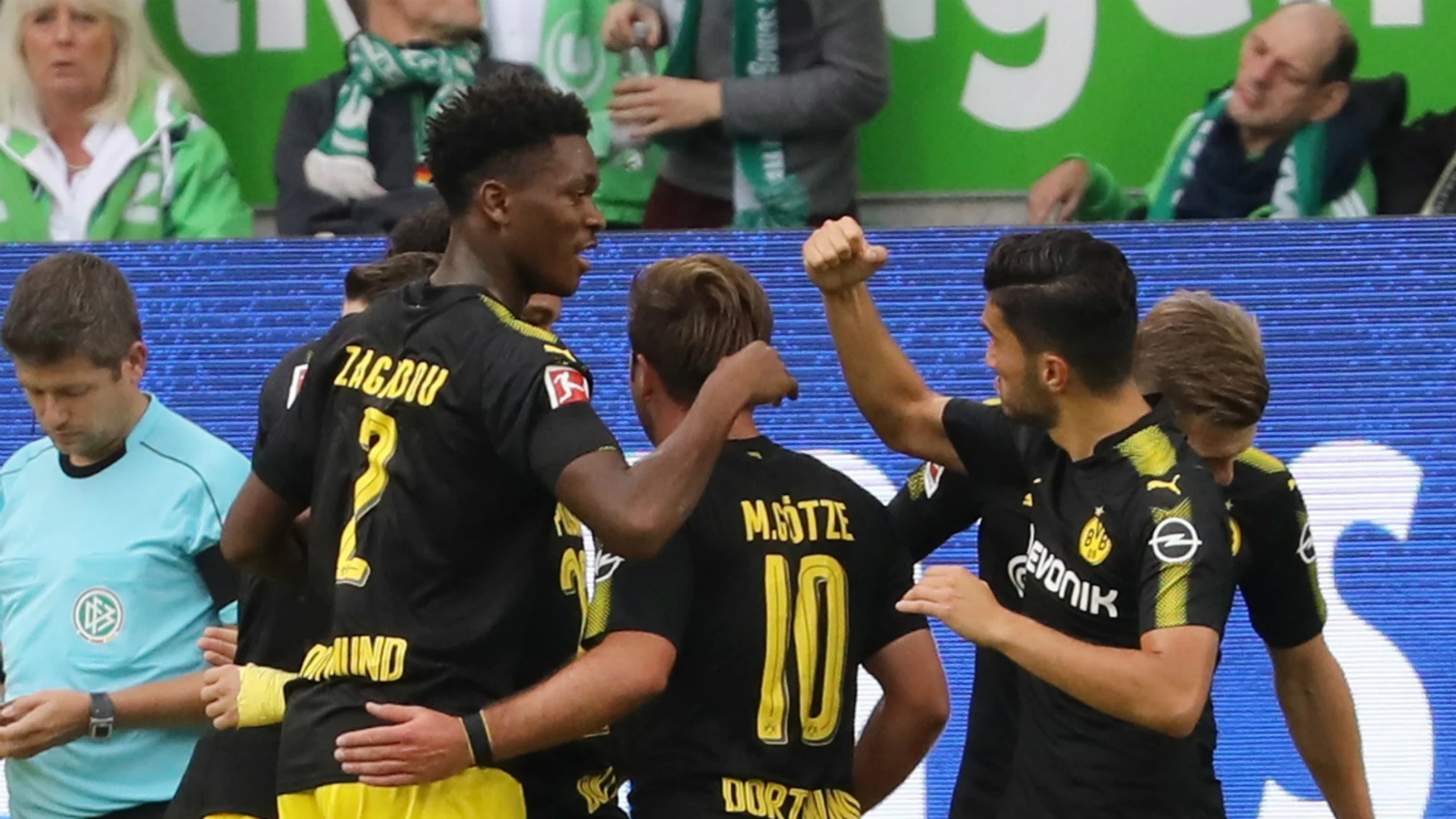 El Borussia Dortmund celebra un gol El Borussia Dortmund celebra un gol