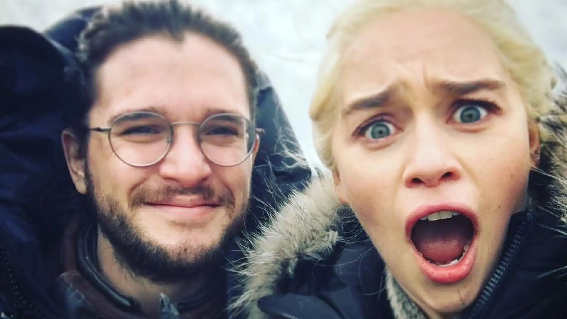 Kit Harington y Emilia Clarke