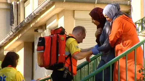 La madre de Younes, el autor del atentado en Barcelona abatido en Subirats La madre de Younes, el autor del atentado en Barcelona abatido en Subirats