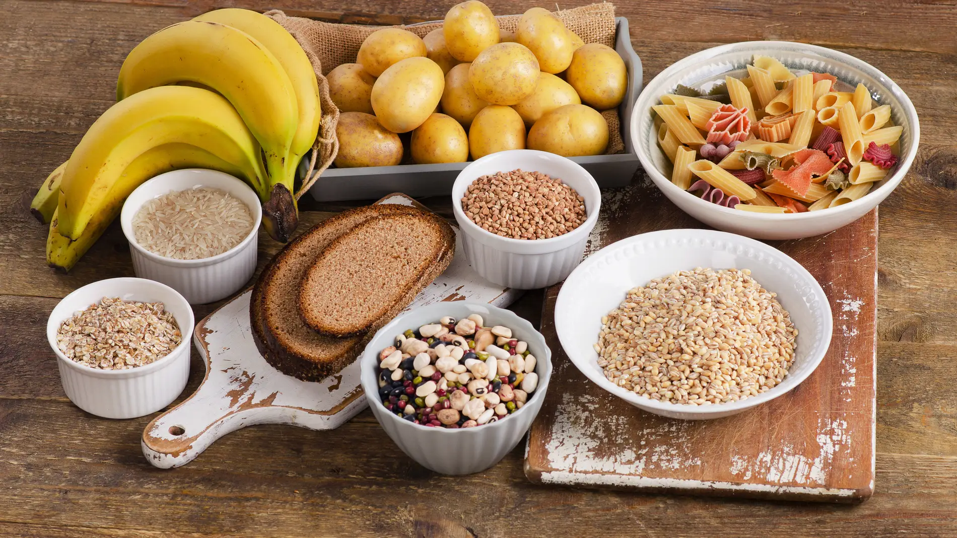 ¿Es bueno quitar los carbohidratos para bajar de peso? se asocia con un aumento de peso más lento a largo plazo