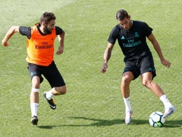 Theo Hernández, en un entrenamiento del Real Madrid.