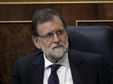 El presidente del Gobierno, Mariano Rajoy, tras comparecer 