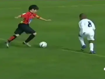 Asensio ya marcaba diferencias de niño: "Jugaba dos categorías por encima de la suya" Asensio ya marcaba diferencias de niño: "Jugaba dos categorías por encima de la suya"