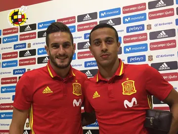 Koke y Thiago Alcántara en rueda de prensa Koke y Thiago Alcántara en rueda de prensa