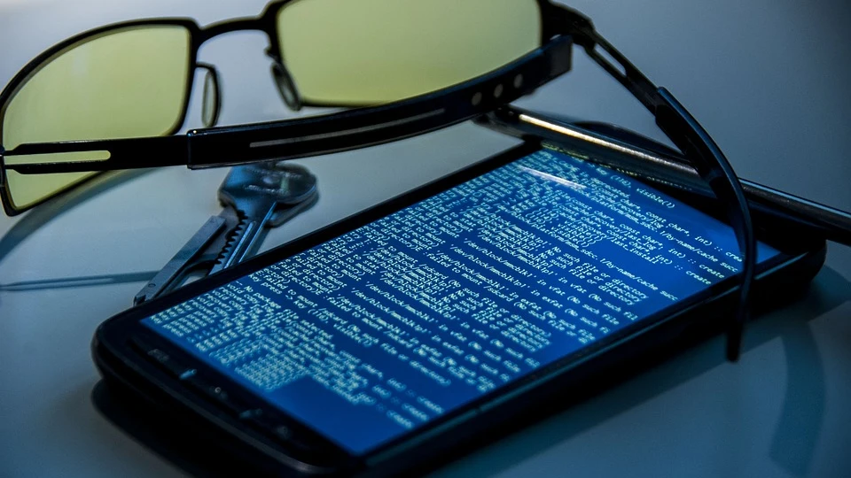 Los hackers atacan continuamente a los smartphones